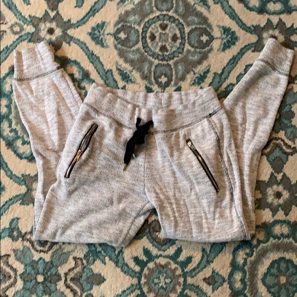 Women’s joggers